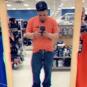 Meet your Posher, Alexis